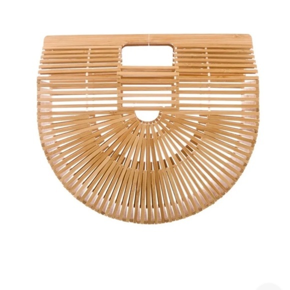 Expedited Host Access + Posh Tips + Inventory - Sick of Being on The Waitlist? - Picture 13 of 16